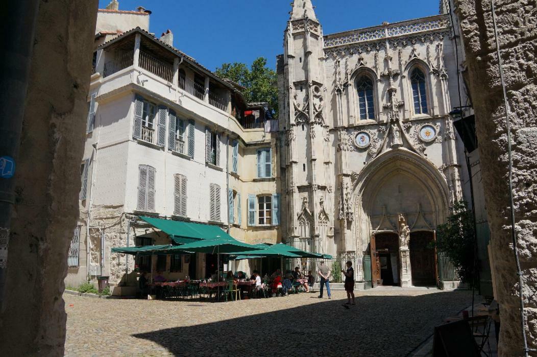 Les Marchands Avignon Kültér fotó
